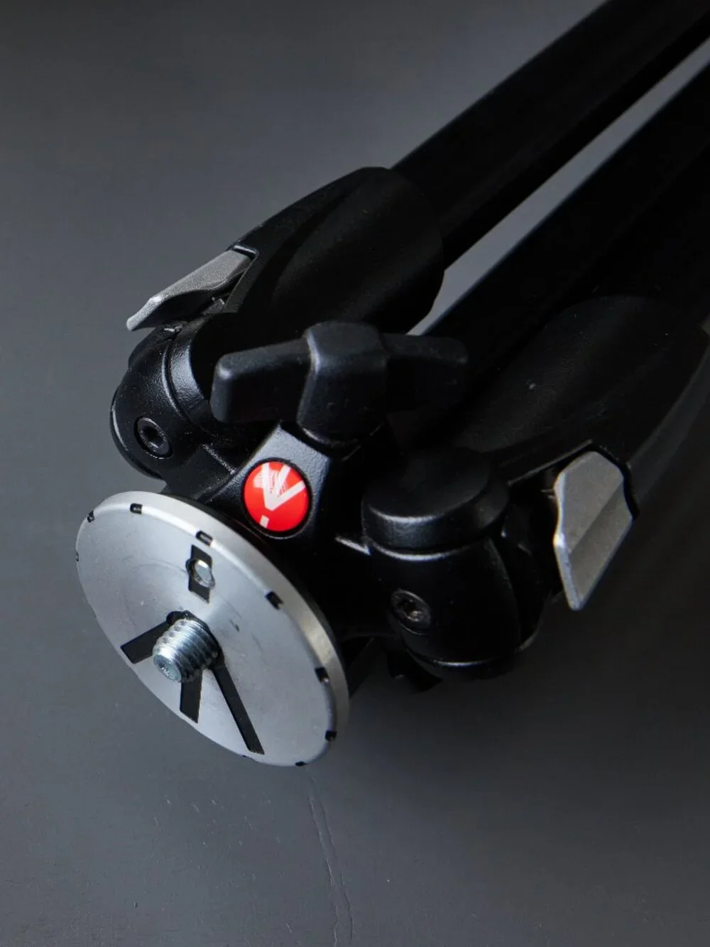 Manfrotto 290 XTRA Three-Section Aluminum Tripod Legs MT290XTA3US {LIKE NEW}